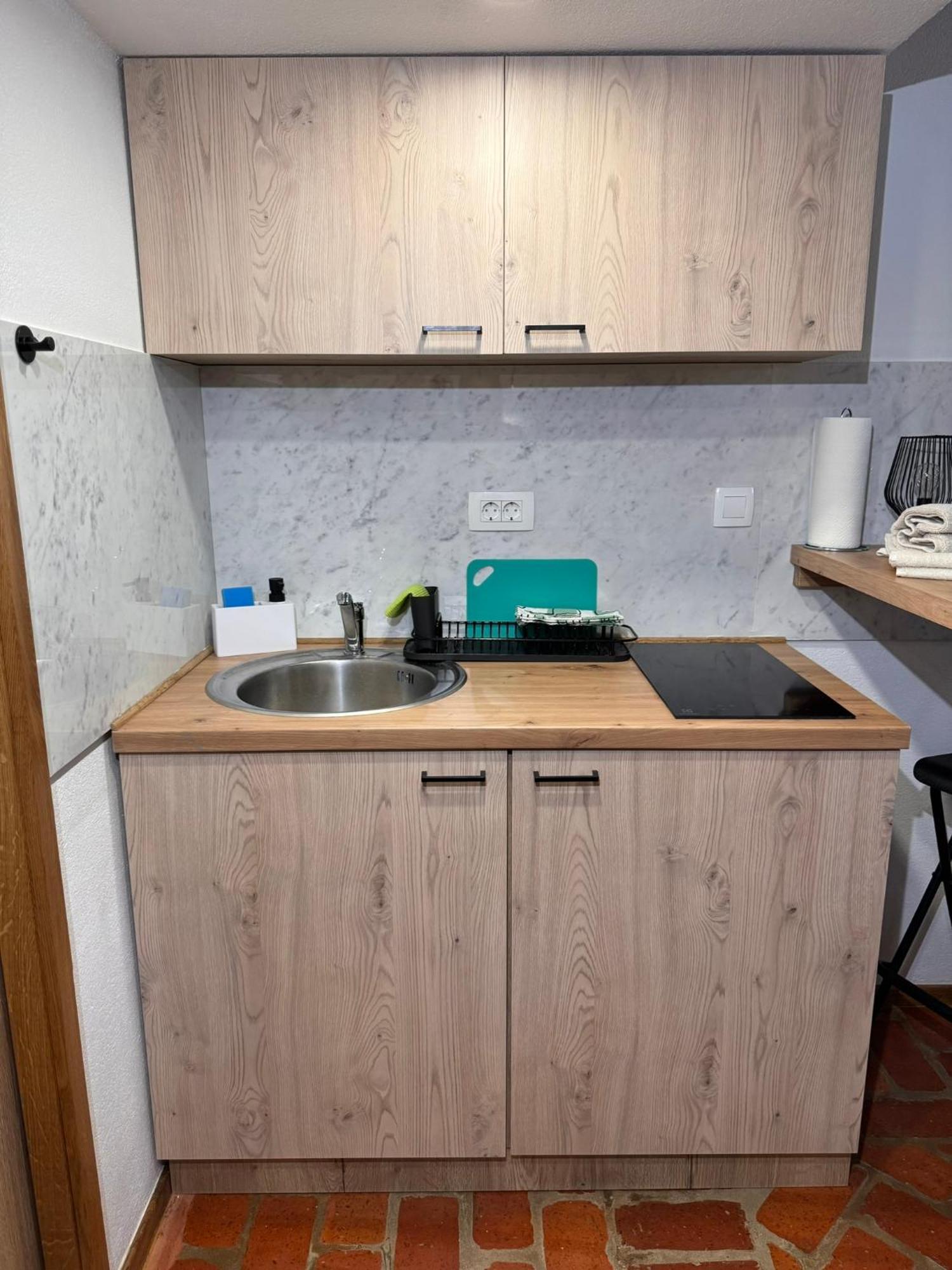 Zenroom Apartments Любляна Екстериор снимка